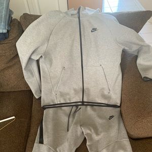 Jogging suit